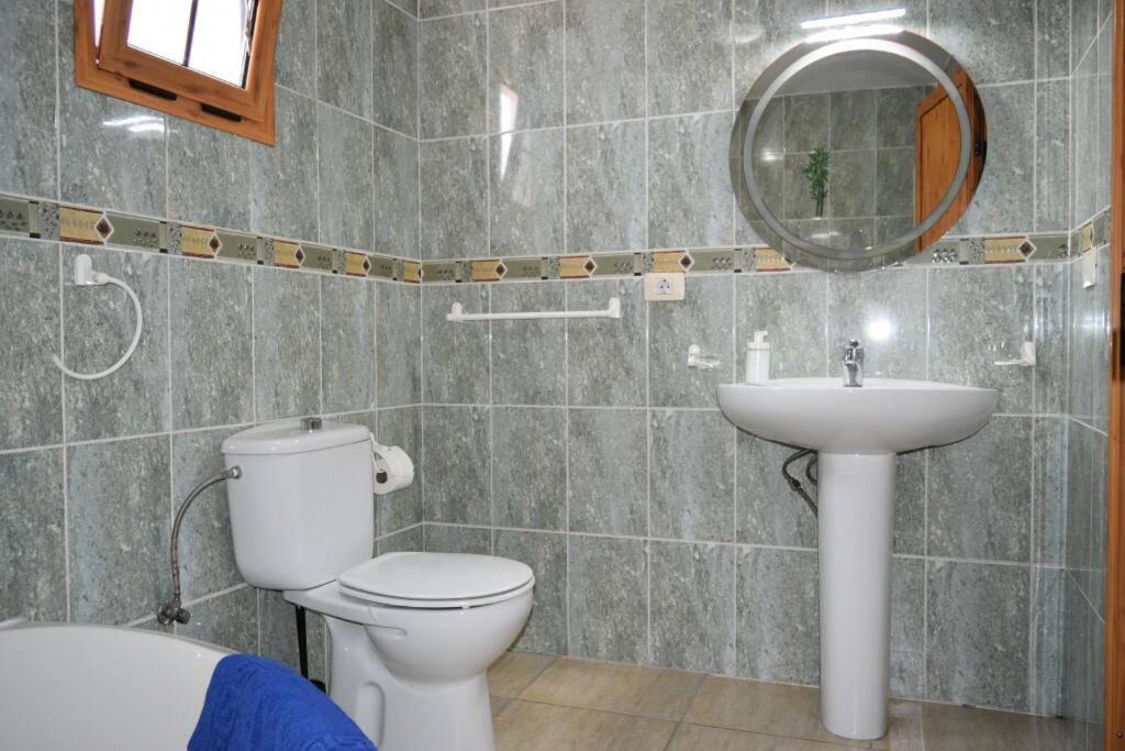 Casita Montana Clara Apartment Punta Mujeres ภายนอก รูปภาพ